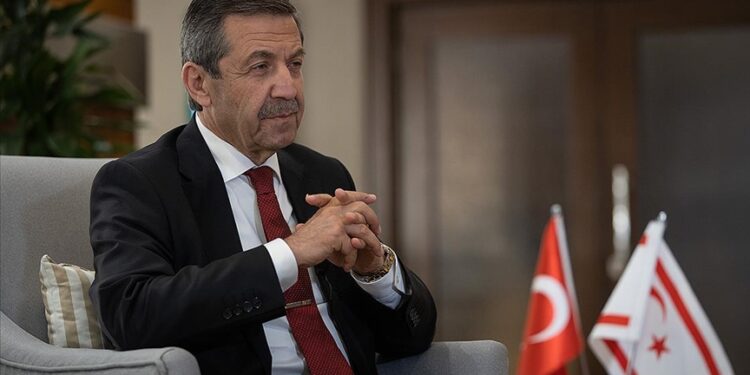 FAMAGUSTA DİZİSİ RUM GENÇLİĞİNİ YANILTMAYA YÖNELİK BİR KURGU