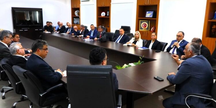 YÖDAK VE ÜNİVERSİTE TEMSİLCİLERİ ARASINDA  TOPLANTI