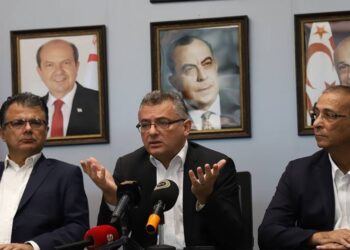 KIBRIS TÜRK HALKININ SİYASİ EŞİTLİĞİ TARTIŞMA KONUSU DEĞİLDİR