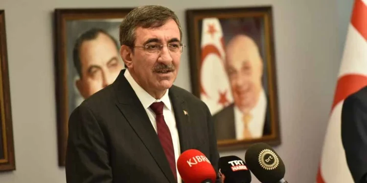 “KKTC İLE DOĞRUDAN UÇUŞLAR BAŞLATILMALI”