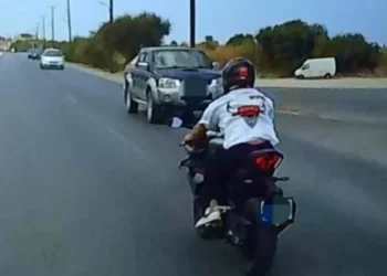 TEHLİKELİ SÜRÜŞ YAPTI SOSYAL MEDYADA PAYLAŞTI VE CEZA ALDI