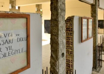 KTÖS: “BİZ BU KONTEYNERLERE TIKILIP KALMAK İSTEMİYORUZ”