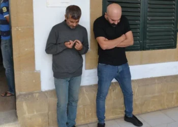 2 KİLO 800 GRAM HİNTKENEVİRİ İLE YAKALANADILAR