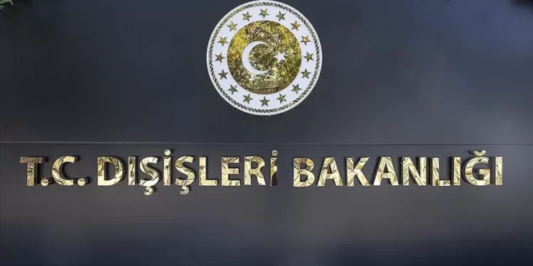 KKTC VATANDAŞI 24 KİŞİ LÜBNAN’DAN TAHLİYE EDİLDİ