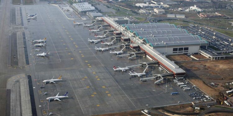 TÜRKİYE’DE TÜM HAVALİMANLARINDA TURUNCU ALARM