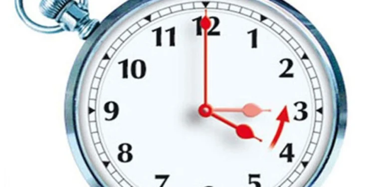 SAATLER PAZAR GÜNÜ BİR SAAT GERİ ALINACAK