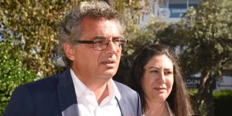 ERHÜRMAN, “MECLİS’TEKİ TRAJİKOMİK DURUM DEVAM EDİYOR”