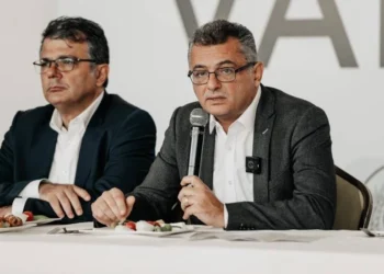 ERHÜRMAN “HRİSTODULİDİS’İN MASKESİ DÜŞÜRÜLMELİ”