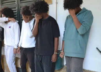 UYUŞTURUCUDAN YAKALANDILAR, 6 GÜN TUTUKLU KALACAKLAR