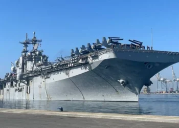 ABD SAVAŞ GEMİSİ LİMASOL LİMANI’NA DEMİRLEDİ