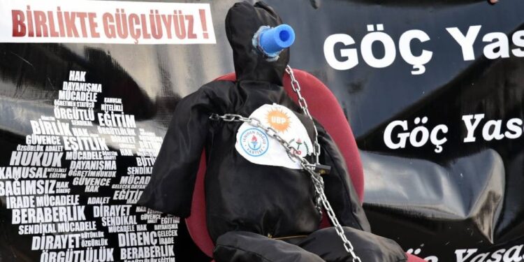 KTOEÖS’TEN EYLEM “TESLİM OLMAYACAĞIZ”