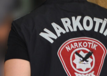 UYUŞTURURCUDAN 5 KİŞİ TUTUKLANDI