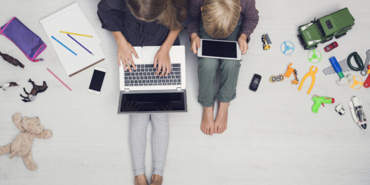 13 YAŞ ALTINA SOSYAL MEDYA YASAĞI