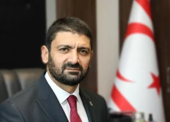 “MECLİS BAŞKANLIĞI KOLTUĞU GASP EDİLDİ”