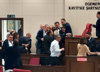 MECLİS ALLEM GALLEM BİR HAFTA ERTELENDİ