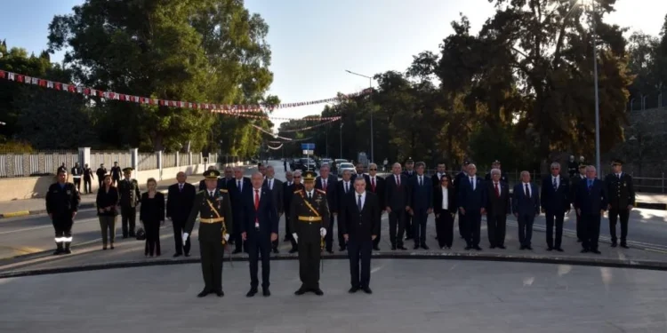 LEFKOŞA ŞEHİTLER ANITI’NDA TÖREN