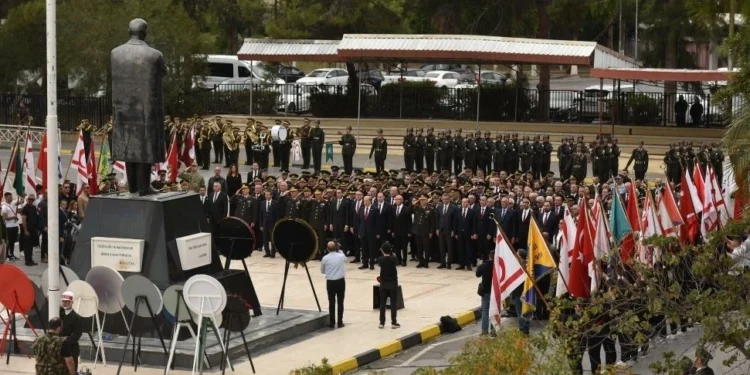 ULU ÖNDER ATATÜRK TÖRENLERLE ANILDI