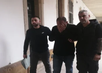 ERCAN’DA UYUŞTURUCU İLE YAKALANDI