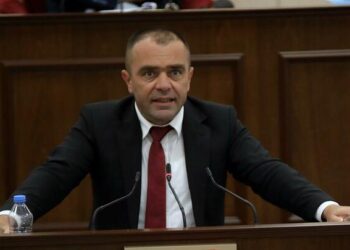 ŞAHİNER: ÜRETİCİLER İFLASIN EŞİĞİNDE