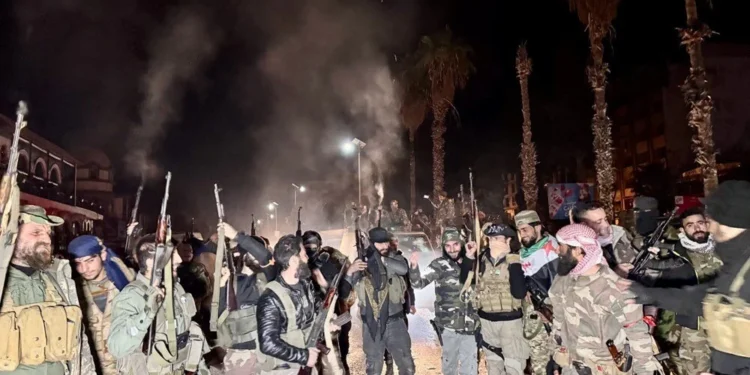 13 YIL SÜREN İÇ SAVAŞIN ARDINDAN ESAD REJİMİ BİR HAFTADA ÇÖKTÜ