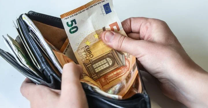 RUM POLİSİ SAHTE EURO KONUSUNDA UYARDI