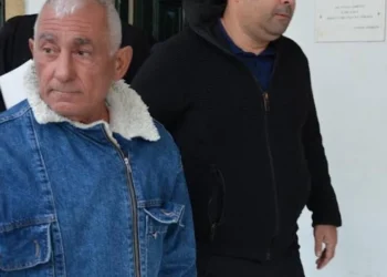 ARAZİ MESELESİ YÜZÜNDEN KARDEŞİNİ ÖLDÜRESİYE DÖVDÜ