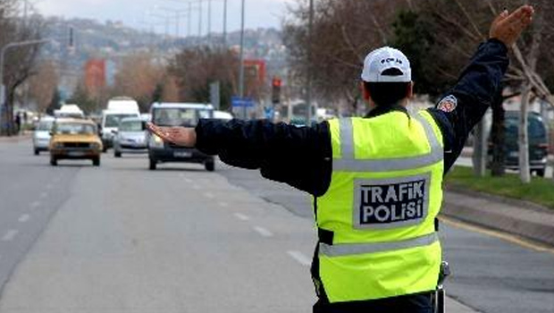 TRAFİK KAZALARININ BİRİNCİ SEBEBİ YİNE “SÜRAT”