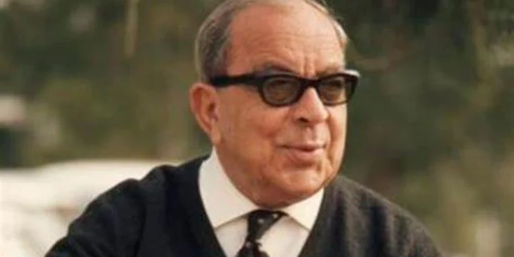 DR FAZIL KÜÇÜK ANILIYOR