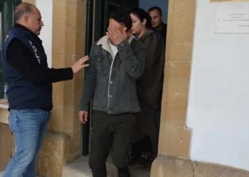 KUYUMCUDAN ÇOK SAYIDA ALTIN ÇALDIĞI İDDİA EDİLİYOR