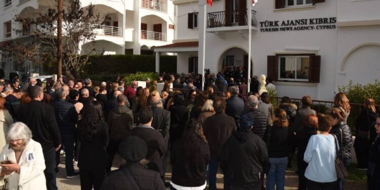 PERİHAN AZİZ’İ SON YOLCULUĞUNA UĞURLADIK