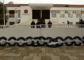 HAYVAN HAKLARI İÇİN MECLİSE SİYAH ÇELENK