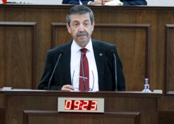 HRİSTODULİDİS BENİ TOPLANTIDAN ÇIKARMAK İSTEDİ