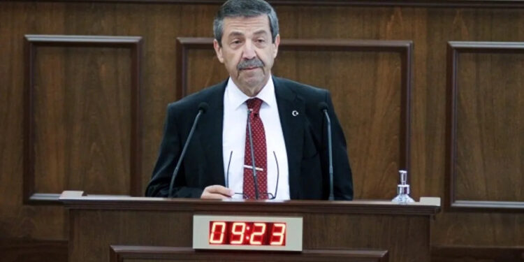 HRİSTODULİDİS BENİ TOPLANTIDAN ÇIKARMAK İSTEDİ