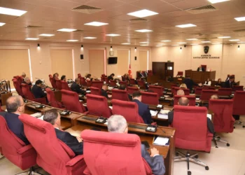 SAHTE DİPLOMA İDDİASI MECLİSTE ELE ALINIYOR