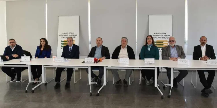 SU KRİZİ VE İKLİM DEĞİŞİKLİĞİNE KARŞI ACİL ÖNLEM ALINMALI