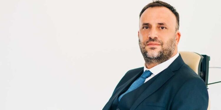 ELEKTRİK KURUMU DERHAL ÖZERKLEŞTİRİLMELİDİR