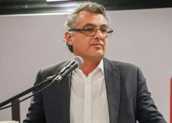 HALKA HAKARET ETMEK KİMSENİN HADDİNE DEĞİL