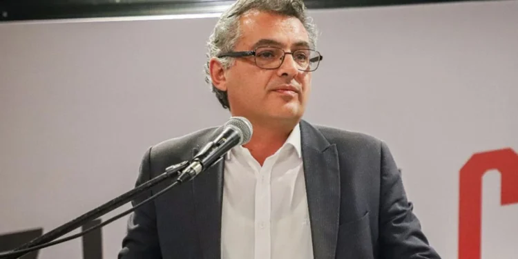 HALKA HAKARET ETMEK KİMSENİN HADDİNE DEĞİL