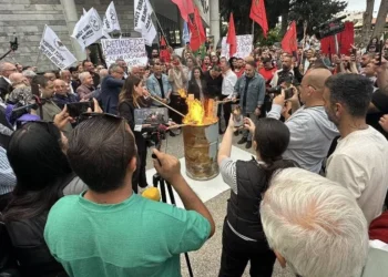 EYLEM ATEŞİ BU KEZ GİRNE’DE YANDI