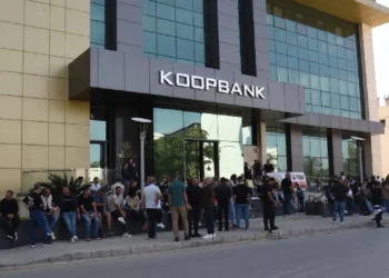 UZLAŞIYA VARILDI GREVLER ASKIYA ALINDI