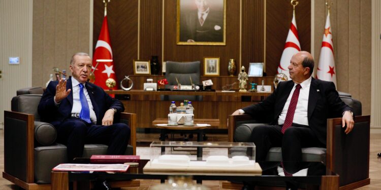 ERDOĞAN’IN KKTC’Yİ ZİYARETİ RUM BASINI’NDA GENİŞ YER BULDU