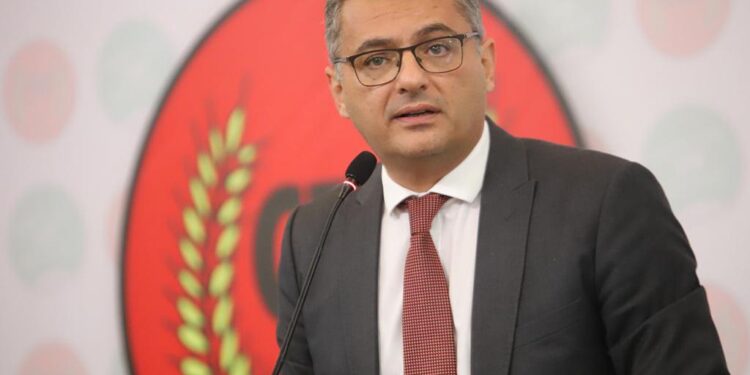 “BİLGİ VE AKIL TEMELİNDE YAKLAŞILMASI GEREKİYOR”