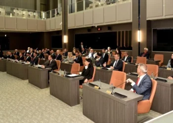 YENİ MECLİS BİNASI FAALİYETE GEÇTİ