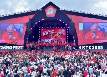 AMBARGOLARA KARŞI GÜZEL GÜNLERE YÜRÜMEYE DEVAM EDECEĞİZ