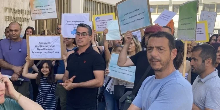 GÜNEYDE VATANDAŞLIK EYLEMİ