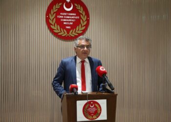 ERHÜRMAN HALKI AYAĞA KALKMAYA ÇAĞIRDI