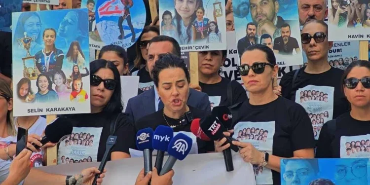 “MASUM ÇOCUKLARI VE İNSANLARI ÖLDÜREN KATİLLERİN YERİ CEZAEVİDİR”