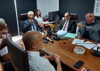 İHTİYAT SANDIĞI VE SENDİKA YETKİLİLERİ ARASINDA TARTIŞMA