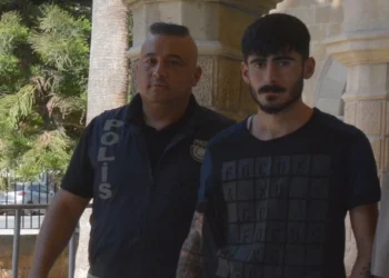 ÇİĞKÖFTECİYİ VURMAK İÇİN GELMİŞ