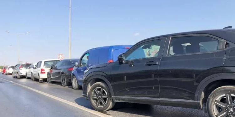 8 ARAÇ BİRBİRİNE GİRDİ